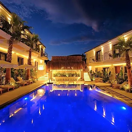 Hotel Surga Alacati Ciftlikkoyu