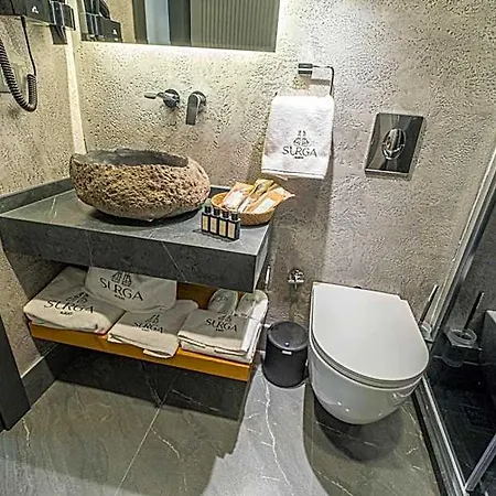 Surga Alacati Hotel *